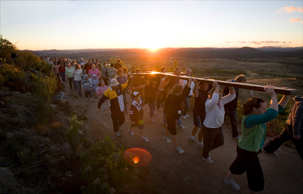 Journey of the Cross and Icon in Canberra